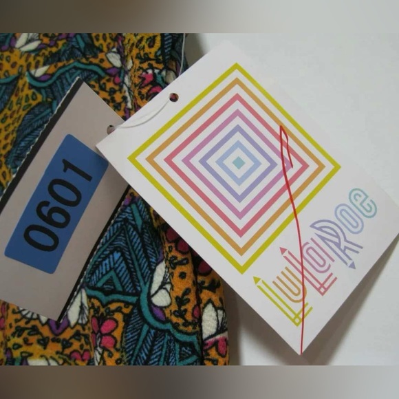 Lularoe Stretch Pull On Unlined Knee length Cassie Skirt - Picture 10 of 10